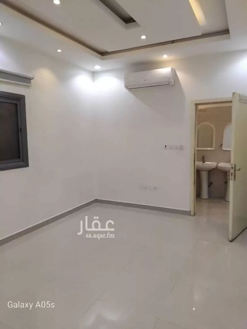 شقة 3 غرف في الشرق 8