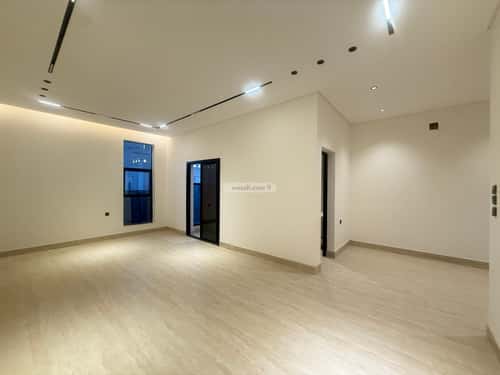 5 bedroom villa in Al Mahdiyyah 2