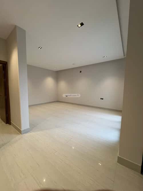 6 bedroom villa in Al Mahdiyyah 2