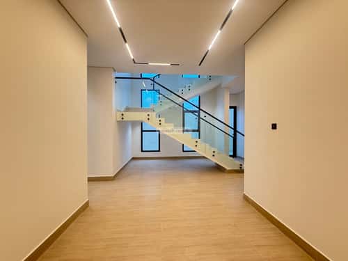 5 bedroom villa in Al Mahdiyyah 1