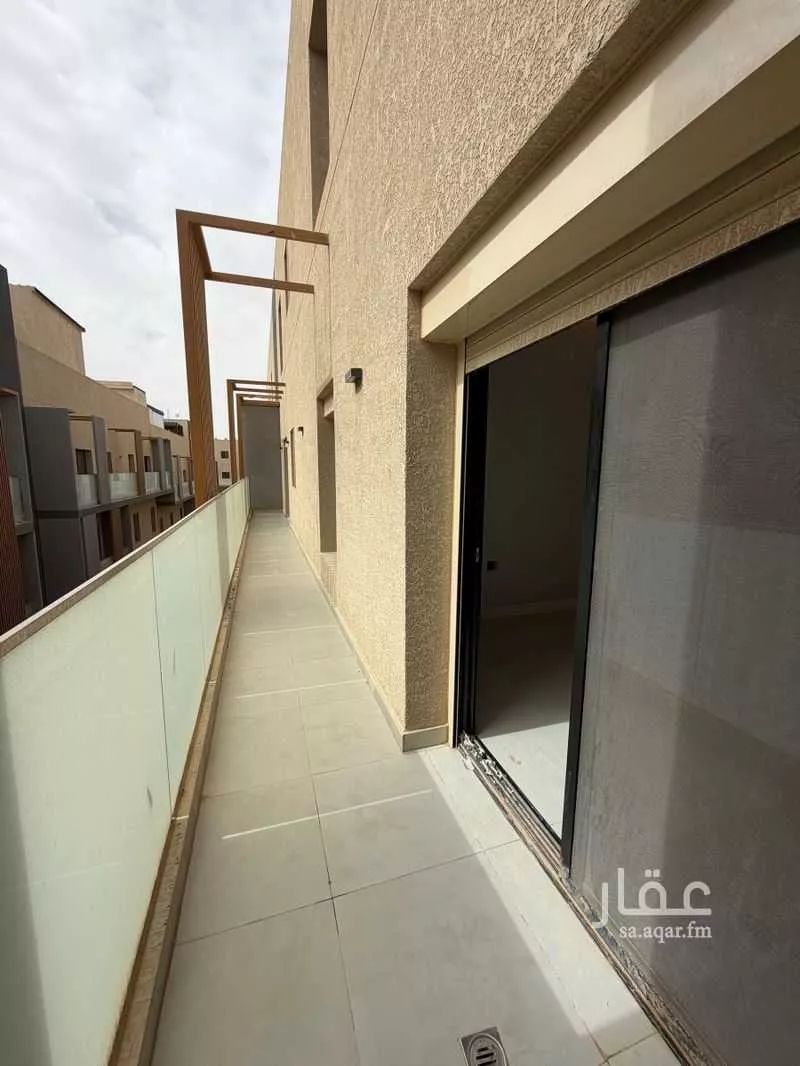 3 bedroom apartment in Hittin 9