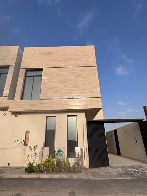 5 bedroom villa in Al Mahdiyyah 3