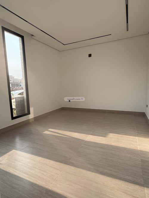 5 bedroom villa in Al Mahdiyyah 3