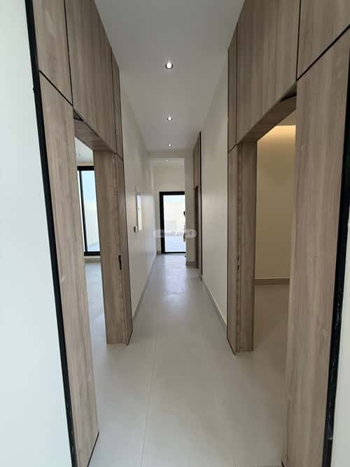 5 bedroom apartment in Al Janadriyah 4