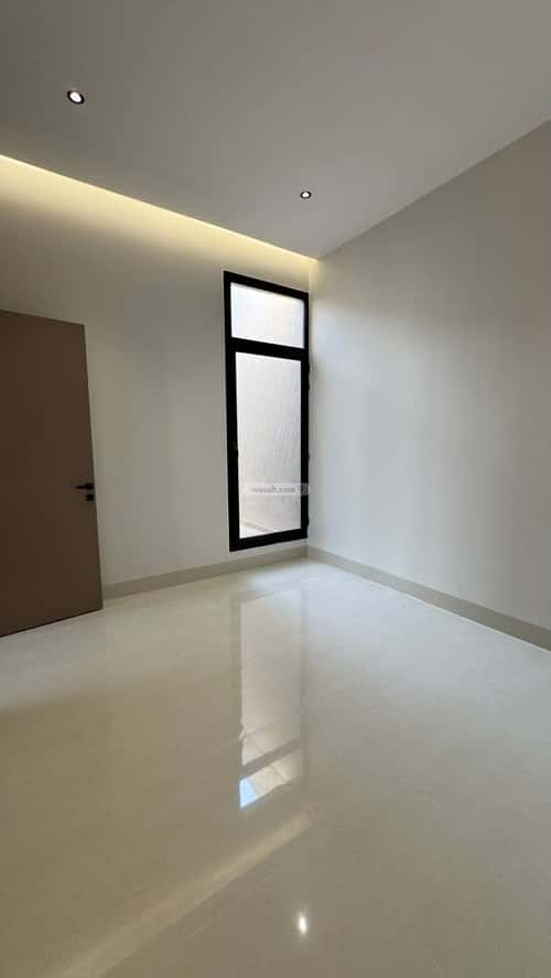 6 bedroom villa in Al Mahdiyyah 3