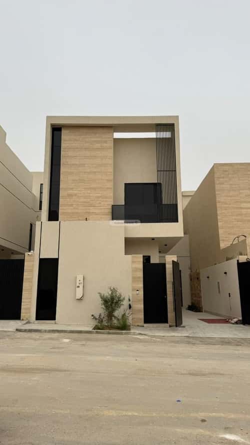 5 bedroom villa in Al Mahdiyyah 2