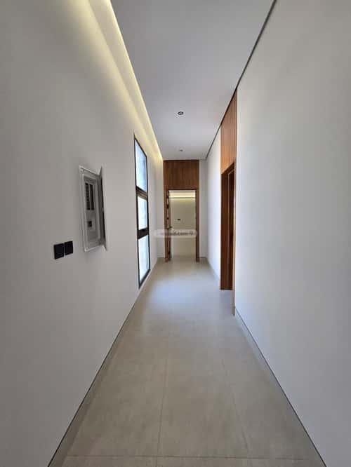 8 bedroom villa in Al Mahdiyyah 2