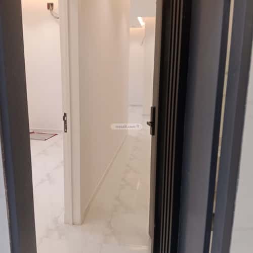 3 bedroom apartment in Al Zahrah 4