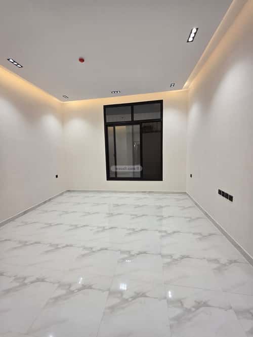 3 bedroom apartment in Al Zahrah 6