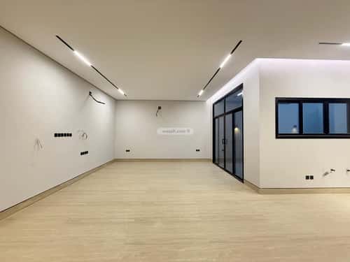 5 bedroom villa in Al Mahdiyyah 2