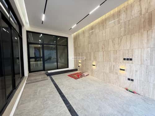 5 bedroom villa in Al Mahdiyyah 4