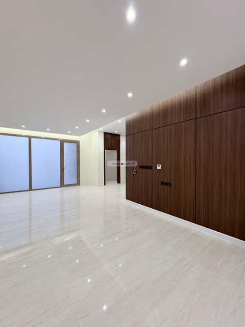 6 bedroom villa in Al Mahdiyyah 2