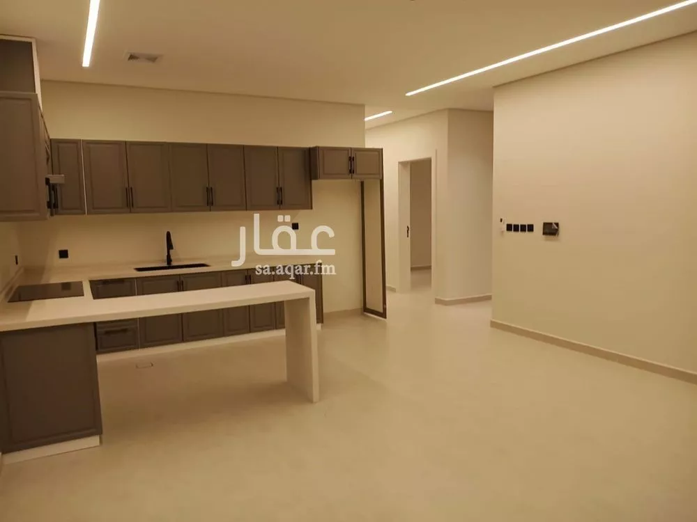 4 bedroom apartment in Al Bahr, Eastern Province 24
