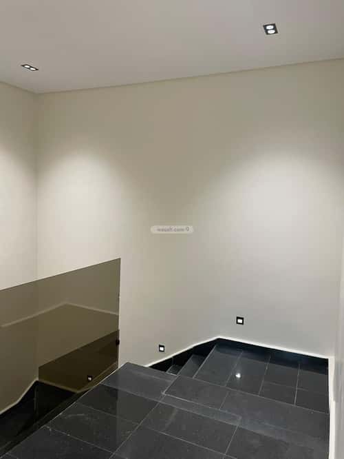 3 bedroom floor in As Suwaidi Al Gharabi 1