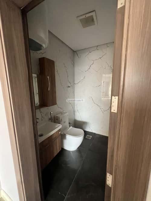 4 bedroom villa in Al Mahdiyyah 4