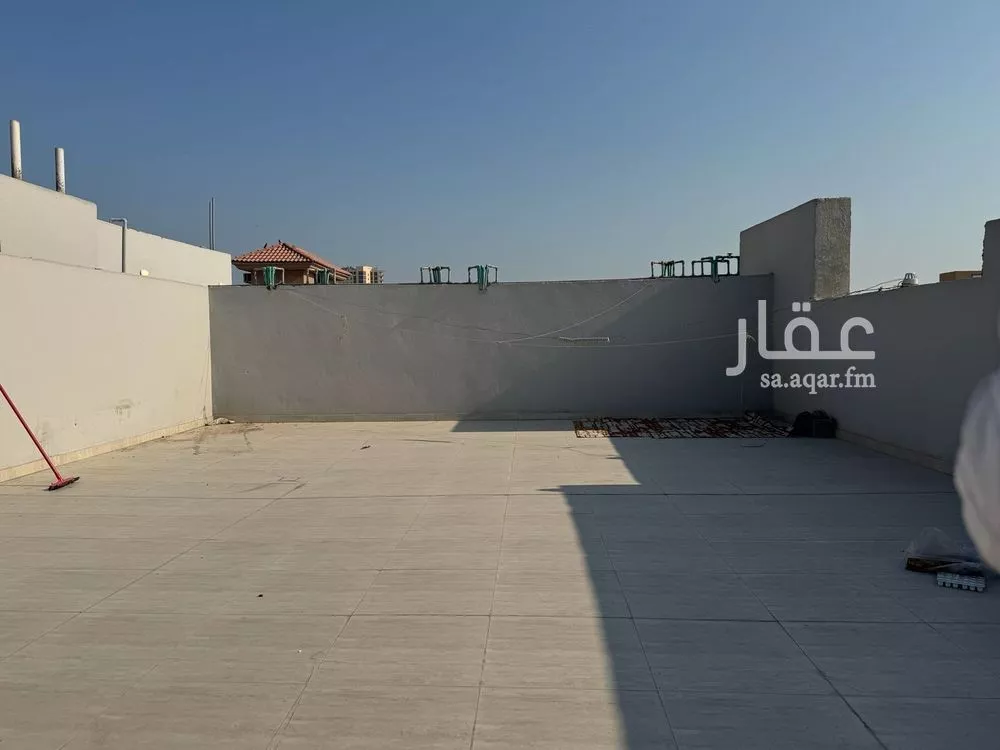 4 bedroom apartment in Al Hamra 6