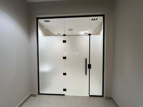 6 bedroom villa in Al Bayan 4