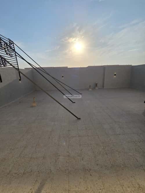6 bedroom apartment in Al Wisam 3