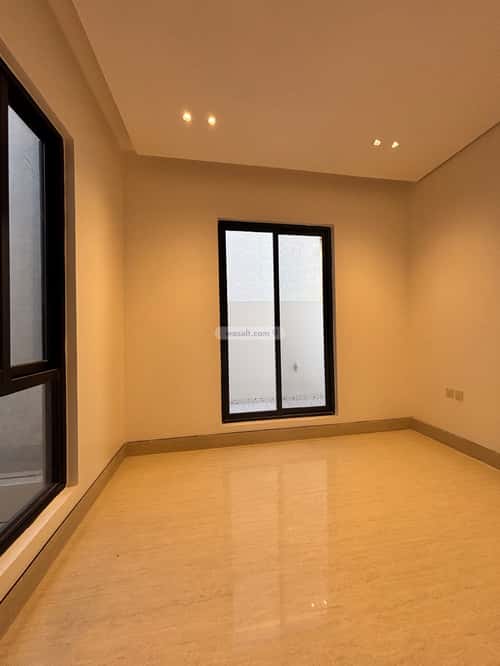 6 bedroom villa in Al Mahdiyyah 2
