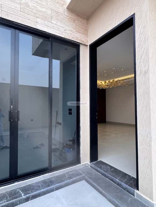 6 bedroom villa in Al Mahdiyyah 3