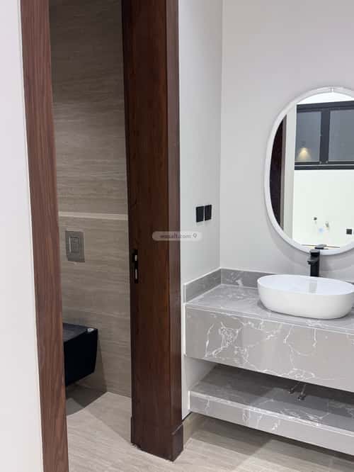 5 bedroom villa in Al Mahdiyyah 3