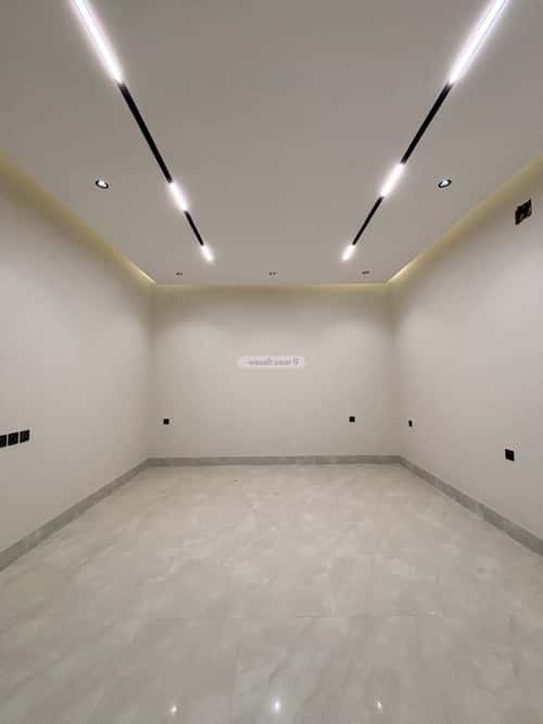 5 bedroom villa in Al Mahdiyyah 1