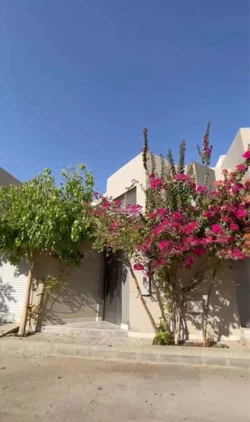 3 bedroom villa in Al Aridh 4