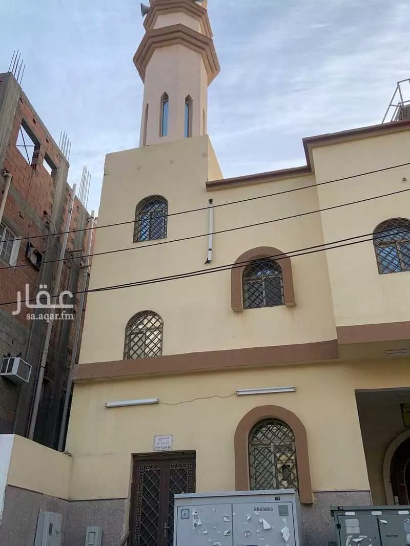 عمارة 352 م² في السلامة 2