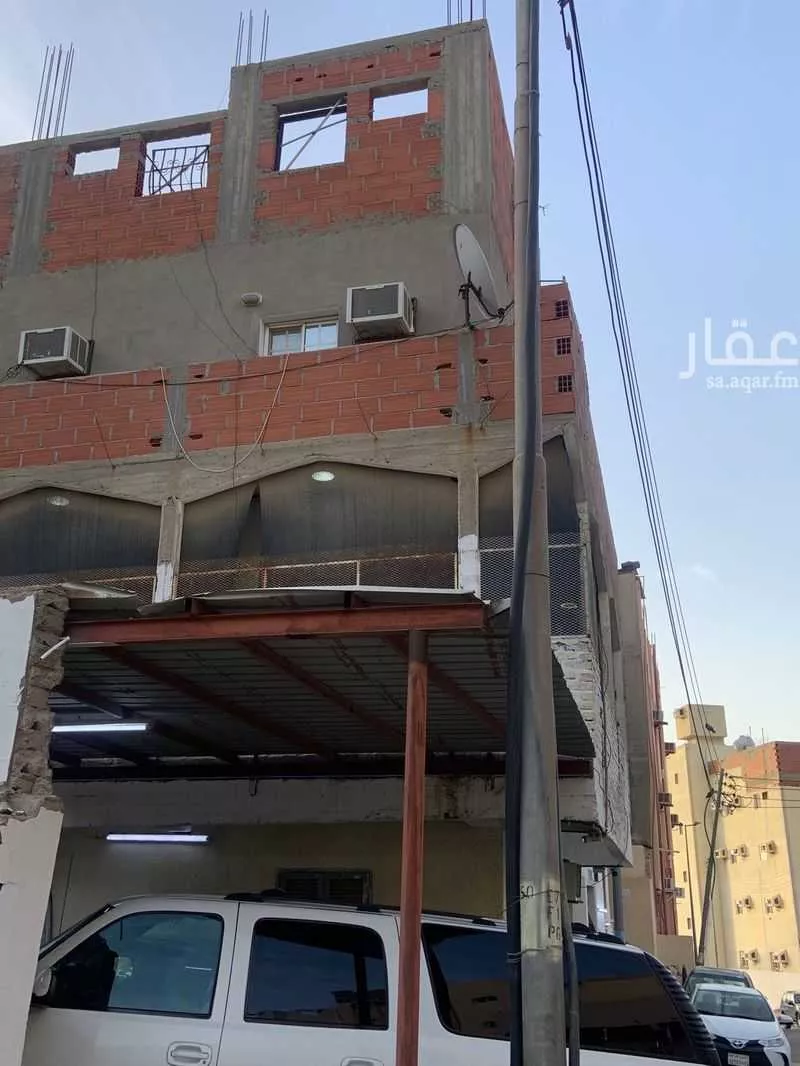 عمارة 352 م² في السلامة 3