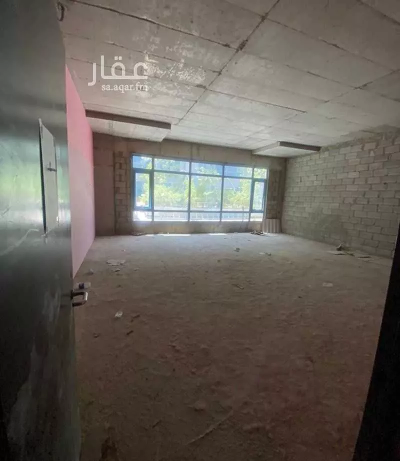 مكتب 5000 م² في الدريهمية 6