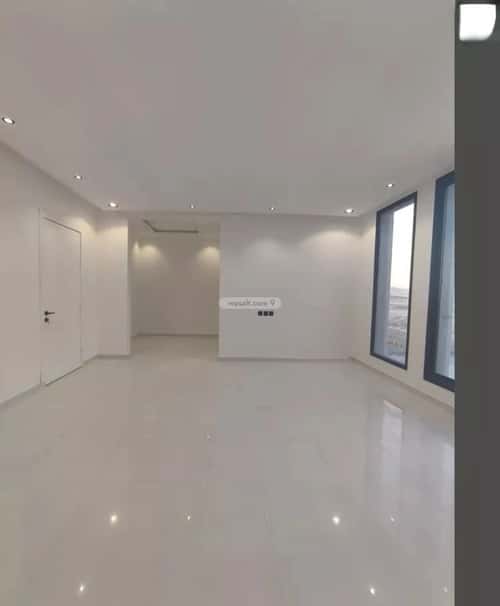 7 bedroom villa in Al Janadriyah 9