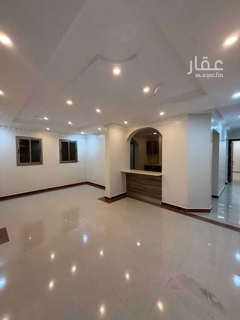 4 bedroom apartment in Hajar, Eastern Province 15