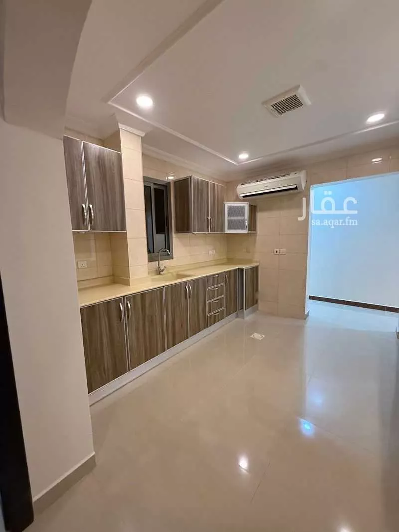 4 bedroom apartment in Hajar, Eastern Province 19