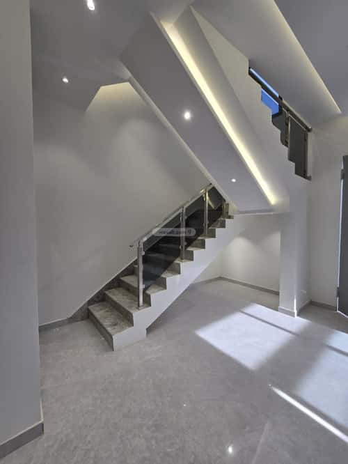 13 bedroom villa in Al Janadriyah 2