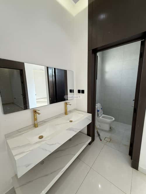 13 bedroom villa in Al Janadriyah 3