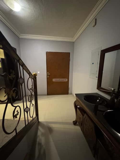 6 bedroom apartment in Al Ghadir 5