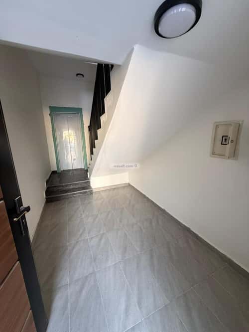 5 bedroom apartment in Al Rimal 11