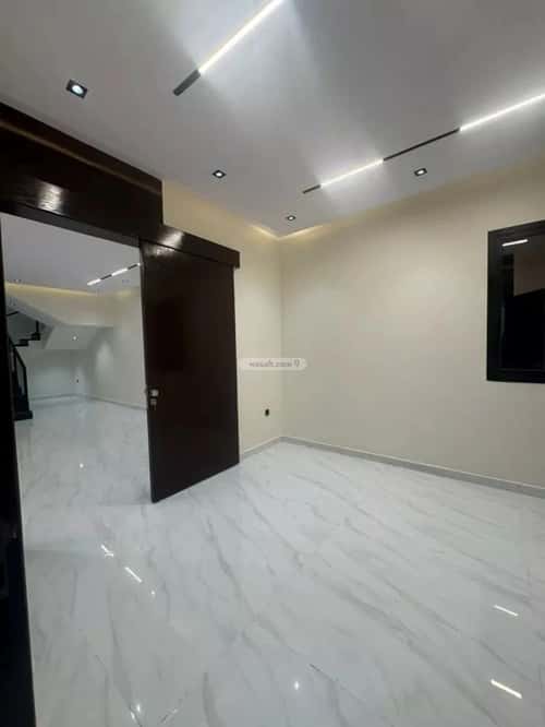 5 bedroom villa in Al Rimal 6