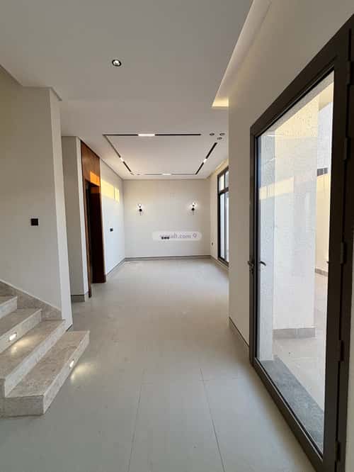 5 bedroom villa in Al Mahdiyyah 15