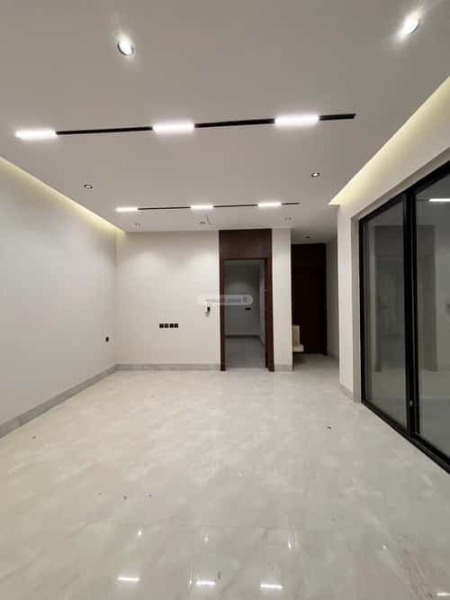 5 bedroom villa in Al Mahdiyyah 1