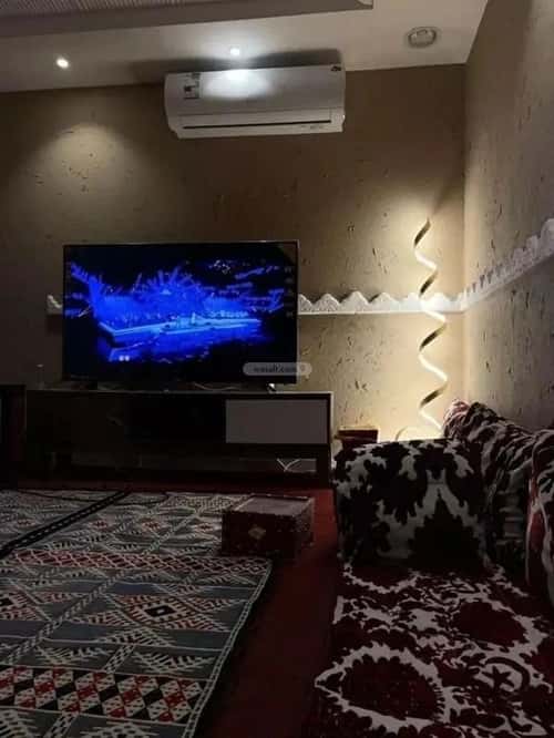 فيلا 7 غرف في عكاظ 4