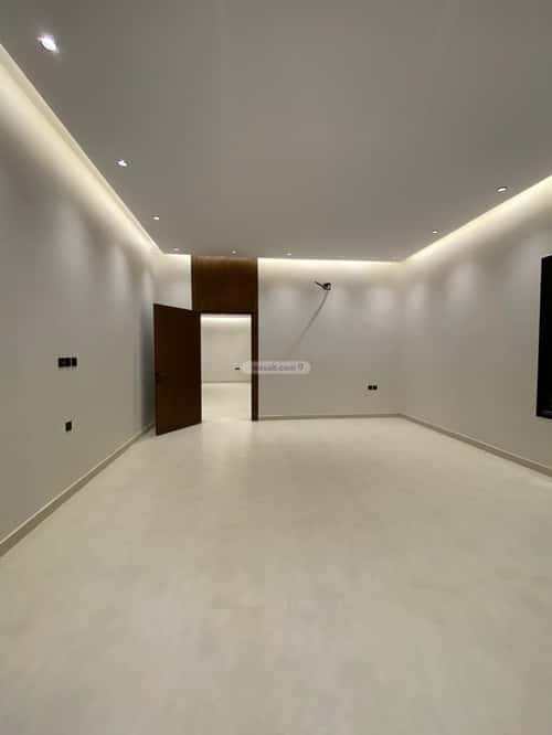 6 bedroom villa in Al Janadriyah 12