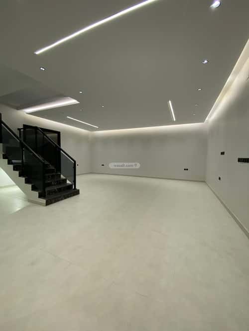 6 bedroom villa in Al Janadriyah 7