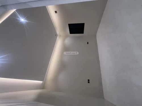 5 bedroom floor in Al Janadriyah 1