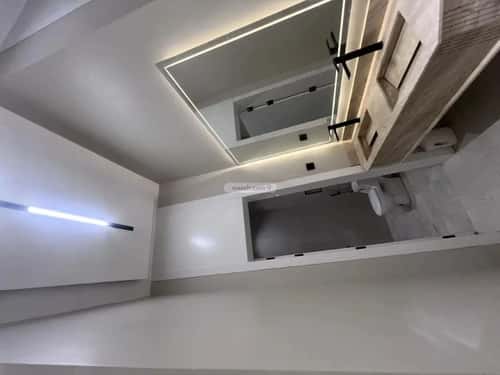 5 bedroom floor in Al Janadriyah 5