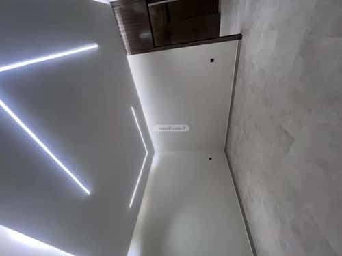 4 bedroom floor in Al Janadriyah 5