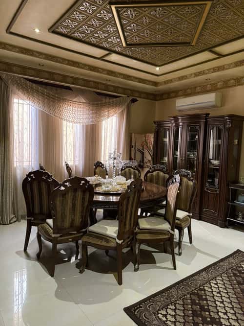 5 bedroom villa in Ishbiliyah 3