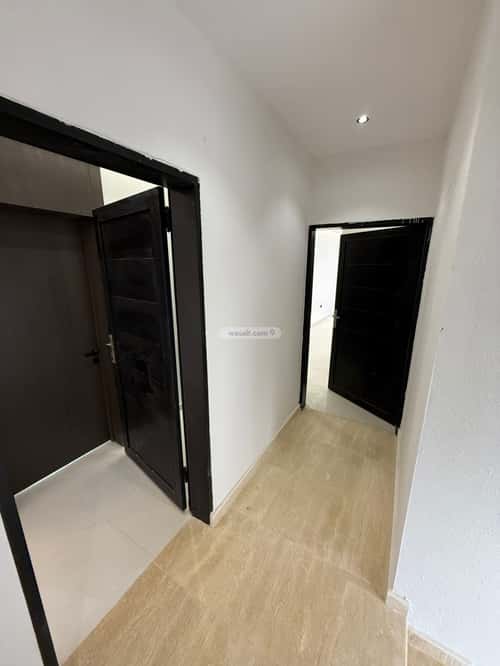 5 bedroom apartment in Al Janadriyah 11