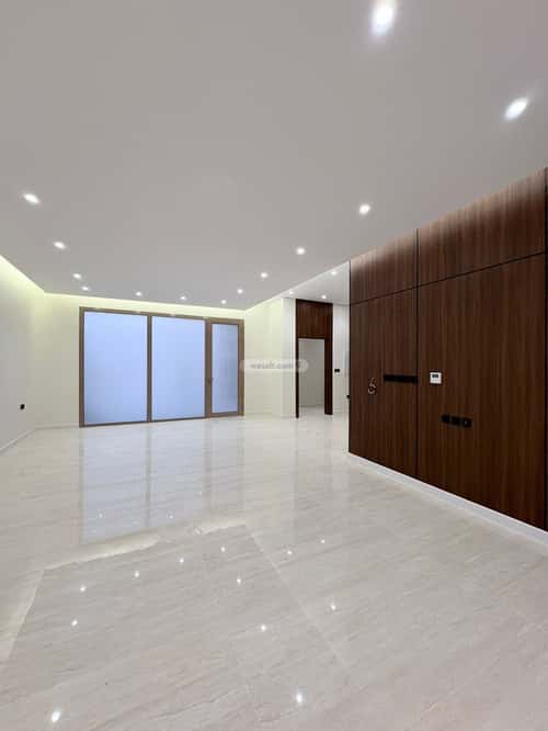 6 bedroom villa in Al Mahdiyyah 4