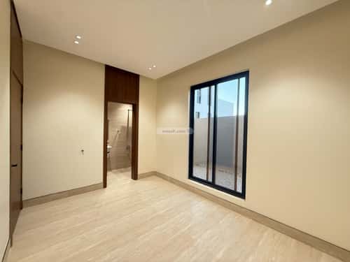 5 bedroom villa in Al Mahdiyyah 4